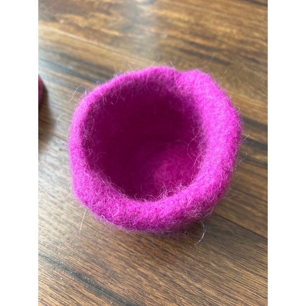 Set of 4 Wool Felt Nesting Bowls Stacking Fiber Arts Montessori Waldorf - Picture 4 of 11